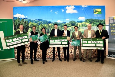 Die stolzen Gewinner des Holzenergiepreises