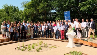 Mit der Eröffnung dieses einzigartigen Gartens haben die Besucher nun die Möglichkeit, die vielfältigen Aspekte des Holzes auf praktische und ästhetisch ansprechende Weise zu erfahren.