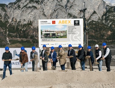 Spatenstich für gebündelte Gebäudetechnik 1.jpg