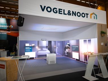 Durch Visualisierungen an Wand, Decke und Boden, konnten Besucher:innen in die unterschiedlichen Räume "eintauchen".