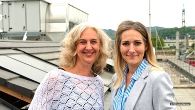 Vlnr: Michaela Margetich (TÜV Austria) und Vera Immitzer (Geschäftsführerin PV Austria)