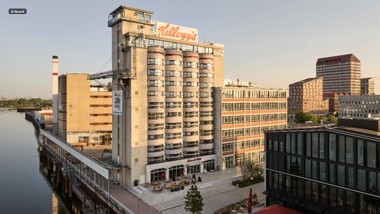 Aus einem ehemaligen Getreidesilo in Bremen entstand das Kellogg’s Hotel, Deutschland, ein markantes Hotel, das seine industrielle Identität bewahrt und zugleich ein neues Kapitel urbaner Nutzung eröffnet.