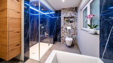 Repabad ermöglicht den unkomplizierten Einbau einer Dampf-Dusche auf herkömmlichem Duschraum