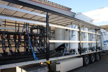 Die mobilen Trailer-Systeme von Orben können große Mengen an Füll- und Kreislaufwasser vor Ort aufbereiten.
