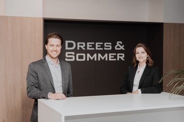 Carolin Muckenhuber und Stephan Tauber übernehmen die Standortleitung von Drees & Sommer in Linz