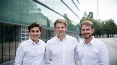 Das Gründerteam von Soneo AI, v.l.n.r.: Yanik Yeganehfar, Co-Founder & COO; Andreas Schaubmaier, Co-Founder & CEO; Lukas Ebermann, Co-Founder & CTO