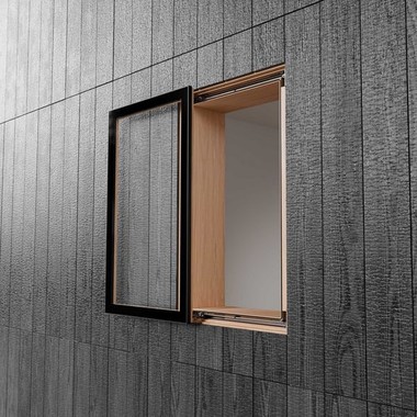 Digital gesteurter Fenstertyp im Anflug