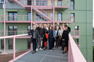 Die Delegation der ARGE Eigenheim Niederösterreich mit Landesrätin Christiane Teschl-Hofmeister und den deutschen Kollegen des VdW Bayern