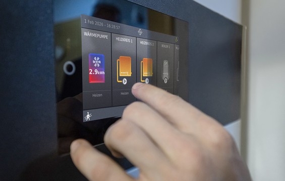 Smarte Regelung_Hargassener TouchPro_für-alle-Heizsysteme.jpg