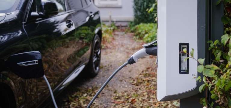 Die Nutzung von E-Autos als Stromspeicher bringt klare Vorteile